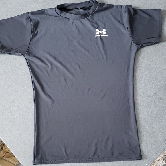 workout shirts under armour